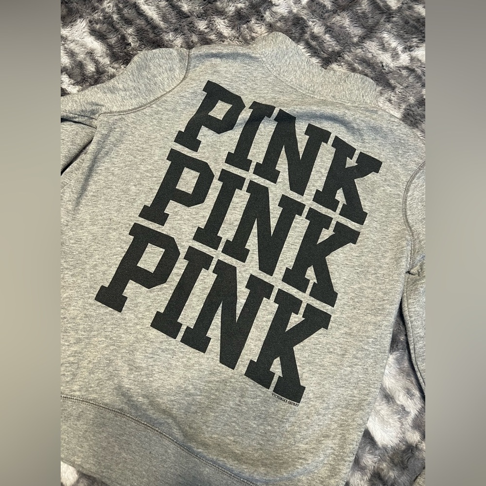 Sweatshirt size S